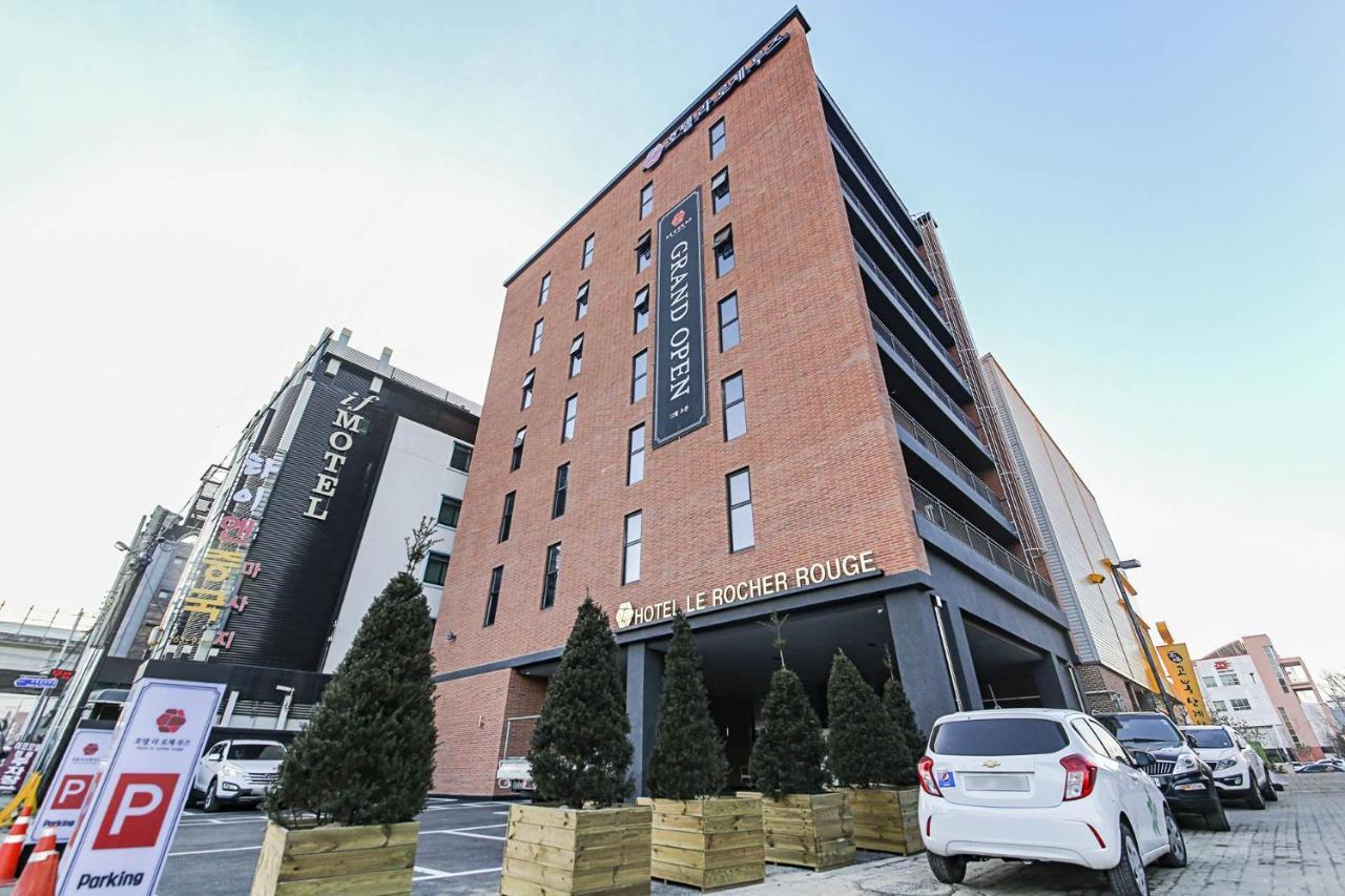 Lerocherrouge Hotel ชุนชอน ภายนอก รูปภาพ