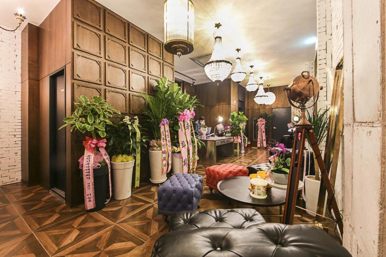 Lerocherrouge Hotel ชุนชอน ภายนอก รูปภาพ
