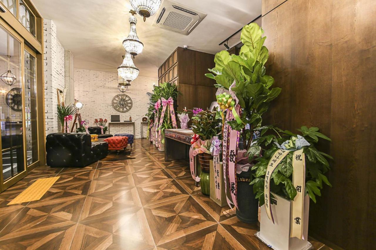 Lerocherrouge Hotel ชุนชอน ภายนอก รูปภาพ